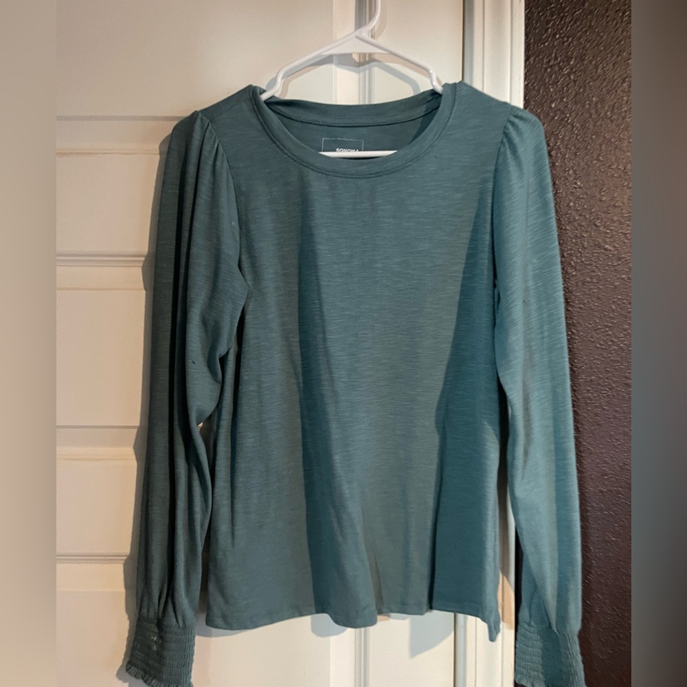 Sonoma long sleeve shirt size xs